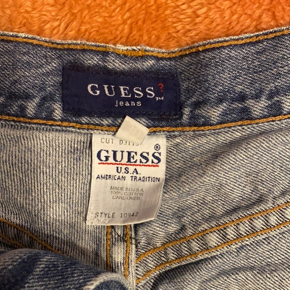 Shorts - Picture 3 of 3